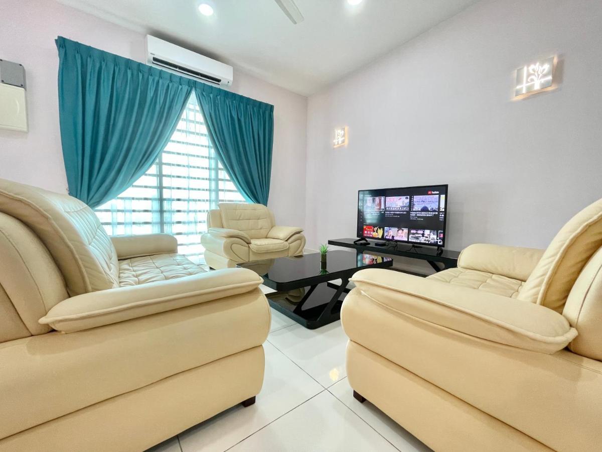 Langkawi Cozy Holiday Home At Taman Simfoni By Zervin Kuah Exterior foto